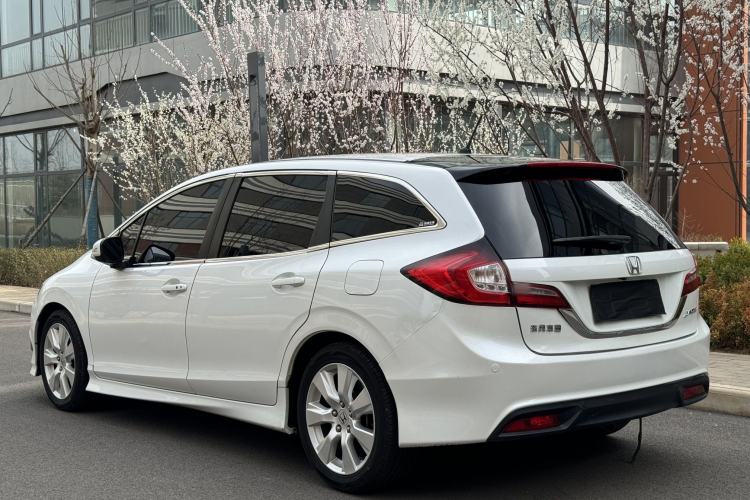 Used Honda Jade 2016 1.8L Automatic Comfort Elite Version 5 Seats Exterior 5