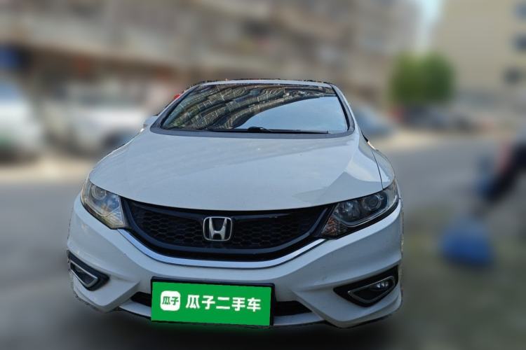 Used Honda Jade 2016 1.8L Automatic Comfort Elite Version 5 Seats Front