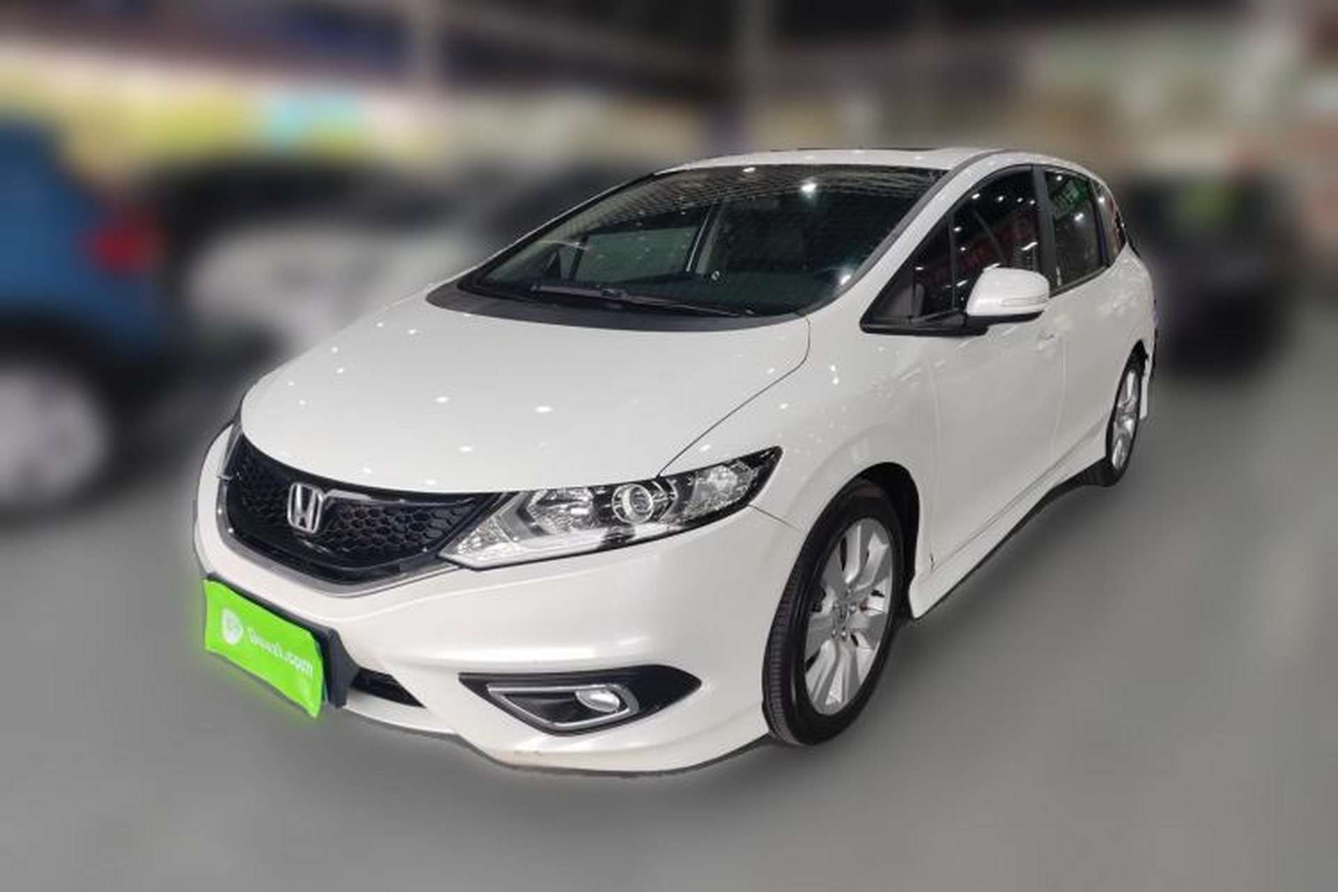 Used Honda Jade 2016 1.8L Automatic Comfort Elite Version 5 Seats Front Left 45 Deg