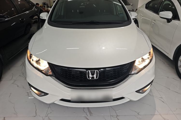 Used Honda Jade 2016 1.8L Automatic Comfort Elite Version 5 Seats Front