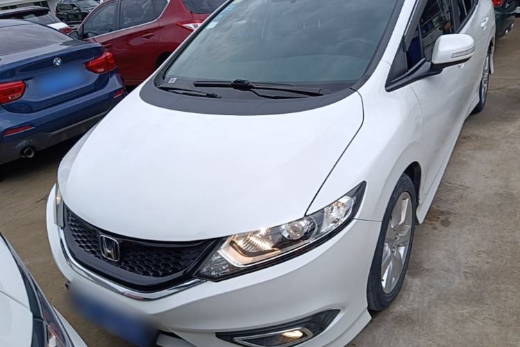 Used Honda Jade 2016 1.8L Automatic Comfort Elite Version 5 Seats Front