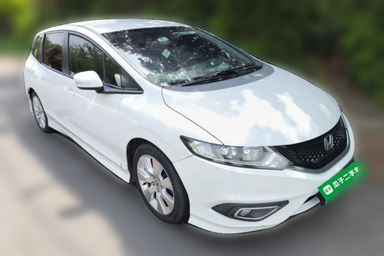 Used Honda Jade 2016 1.8L Automatic Comfort Version 5 Seats Front Right 45 Deg
