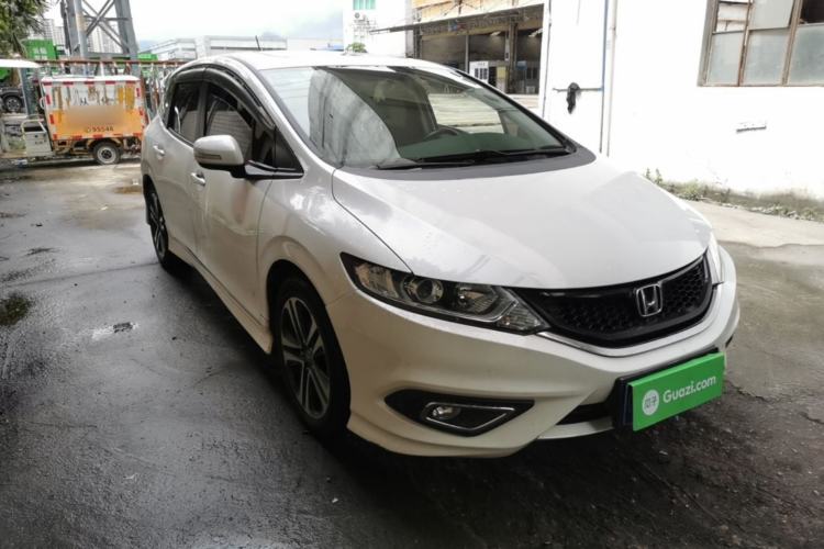Used Honda Jade 2016 1.8L Automatic Comfort Elite Version 5 Seats Front Right 45 Deg