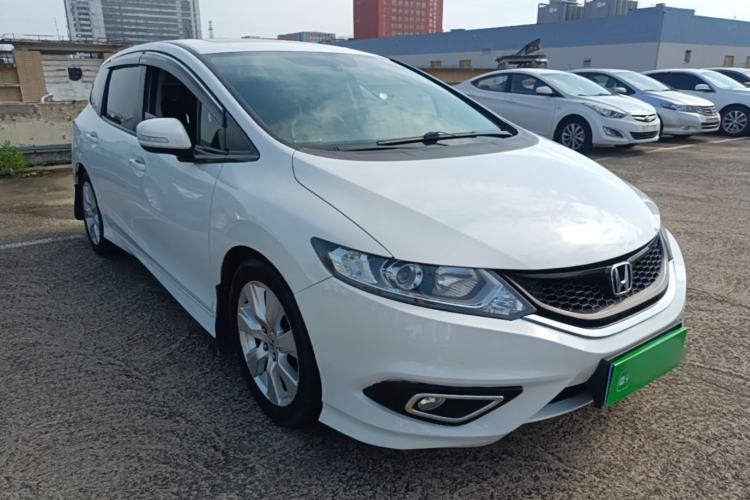 Used Honda Jade 2016 1.8L Automatic Comfort Elite Version 5 Seats Front Right 45 Deg