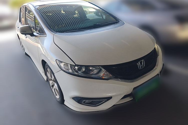 Used Honda Jade 2016 1.8L Automatic Comfort Elite Version 5 Seats Front Right 45 Deg