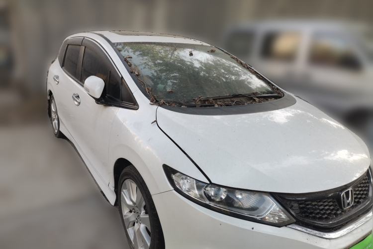 Used Honda Jade 2016 1.8L Automatic Comfort Elite Version 5 Seats Front Right 45 Deg