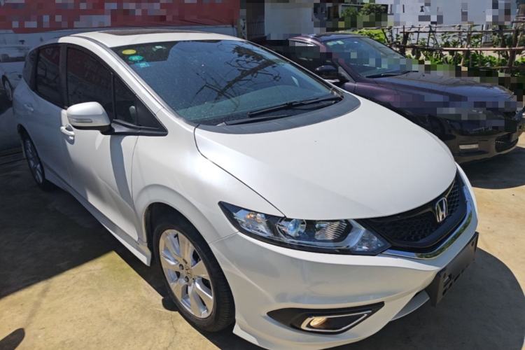 Used Honda Jade 2016 1.8L Automatic Comfort Elite Version 5 Seats Front Right 45 Deg