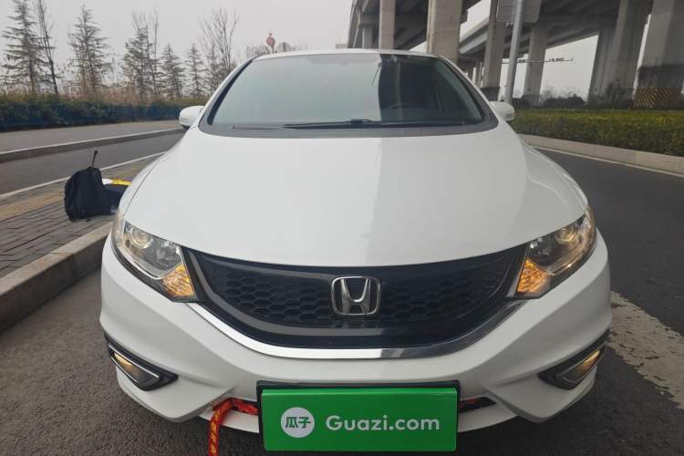 Used Honda Jade 2016 1.8L Automatic Comfort Elite Version 5 Seats Front