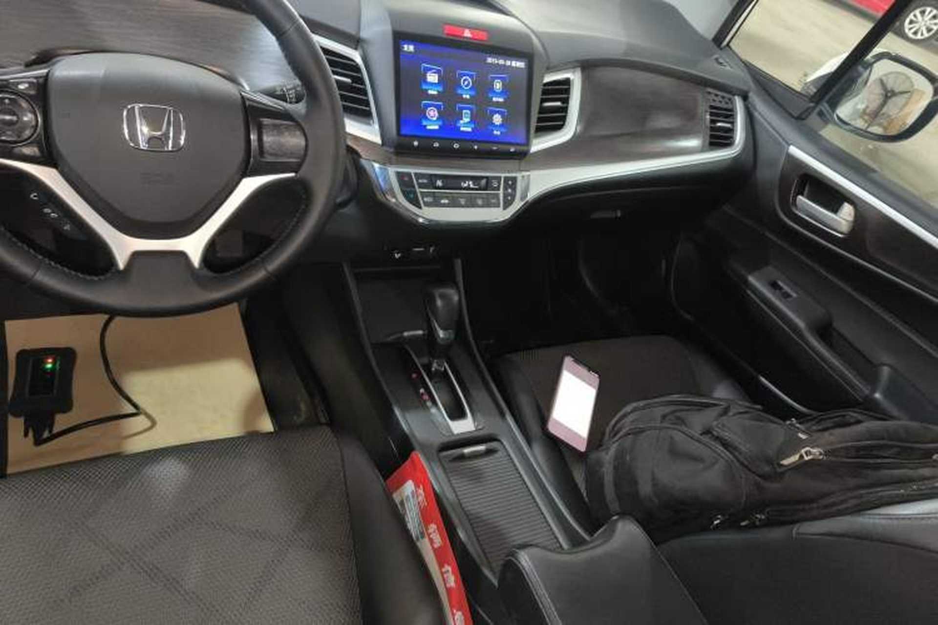 Used Honda Jade 2016 1.8L Automatic Comfort Elite Version 5 Seats Gear Lever
