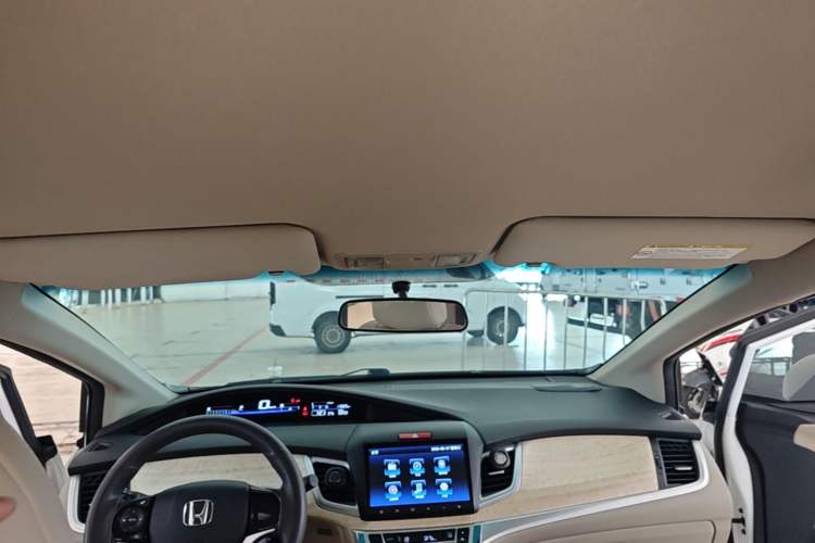 Used Honda Jade 2016 1.8L Automatic Comfort Version 5 Seats Headliner