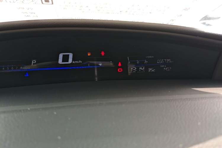 Used Honda Jade 2016 1.8L Automatic Comfort Elite Version 5 Seats Instrument Cluster