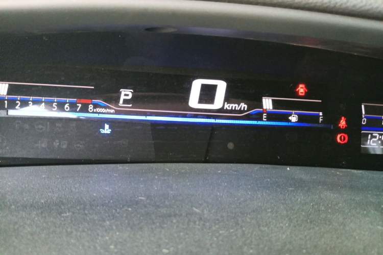 Used Honda Jade 2016 1.8L Automatic Comfort Elite Version 5 Seats Instrument Cluster