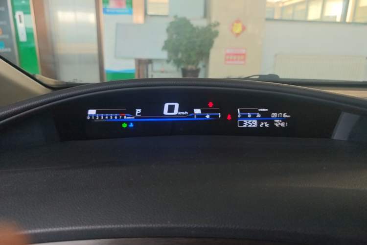 Used Honda Jade 2016 1.8L Automatic Comfort Elite Version 5 Seats Instrument Cluster