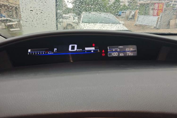 Used Honda Jade 2016 1.8L Automatic Comfort Elite Version 5 Seats Instrument Cluster