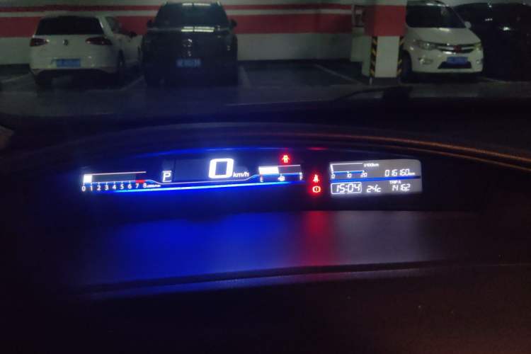 Used Honda Jade 2016 1.8L Automatic Comfort Elite Version 5 Seats Instrument Cluster