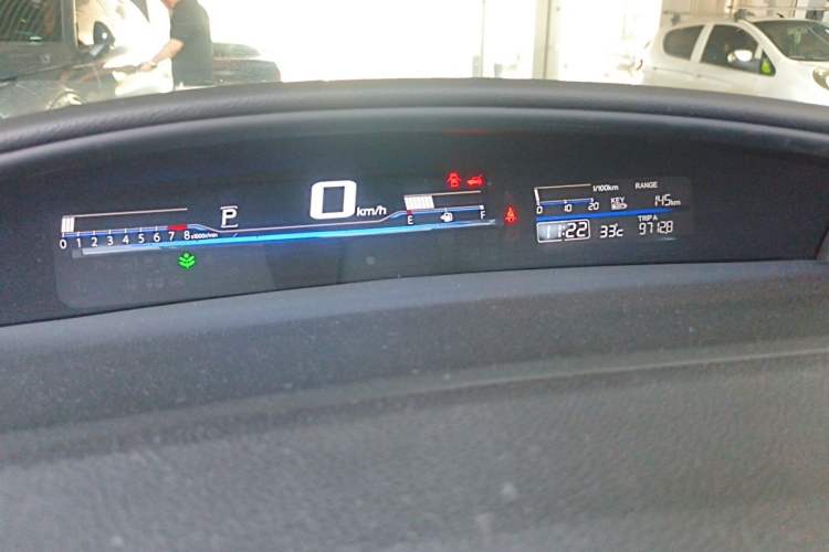 Used Honda Jade 2016 1.8L Automatic Comfort Elite Version 5 Seats Instrument Cluster