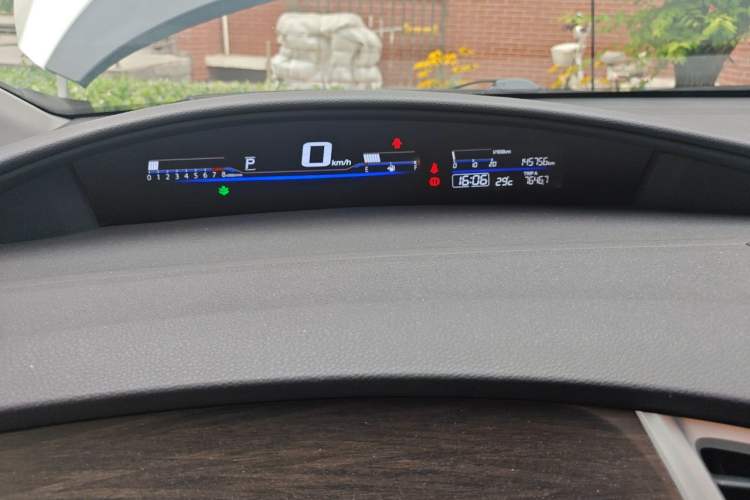 Used Honda Jade 2016 1.8L CVT Luxury Edition 5-seater Instrument Cluster