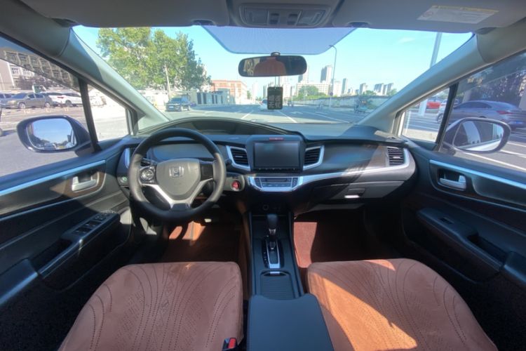 Used Honda Jade 2016 1.8L Automatic Comfort Elite Version 5 Seats Interior 1
