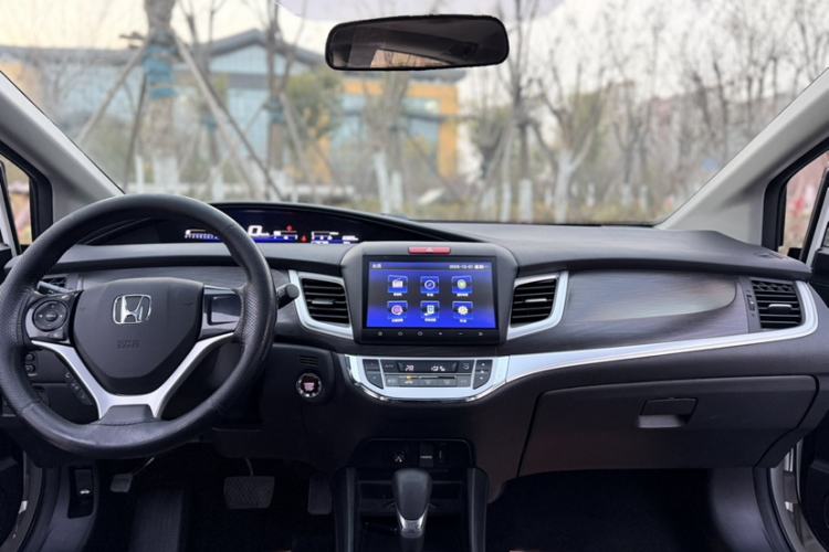 Used Honda Jade 2016 1.8L Automatic Comfort Elite Version 5 Seats Interior 1