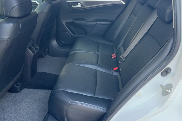 Used Honda Jade 2016 1.8L CVT Luxury Edition 5-seater Interior 2