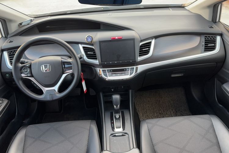 Used Honda Jade 2016 1.8L Automatic Comfort Version 5 Seats Interior 2