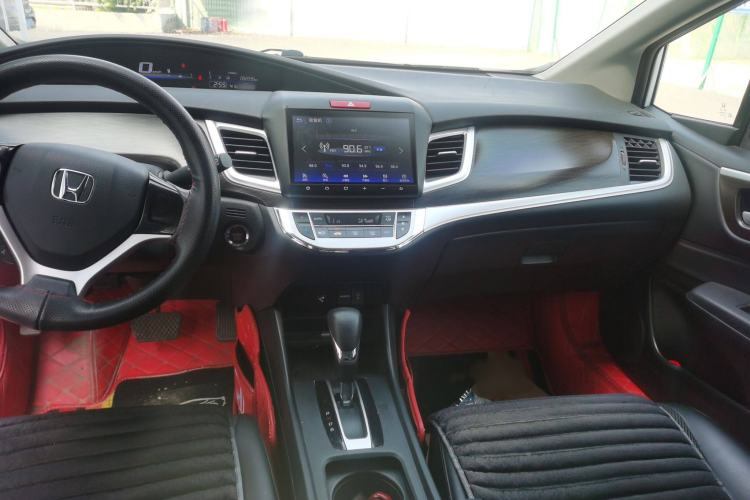 Used Honda Jade 2016 1.8L Automatic Comfort Elite Version 5 Seats Interior 3