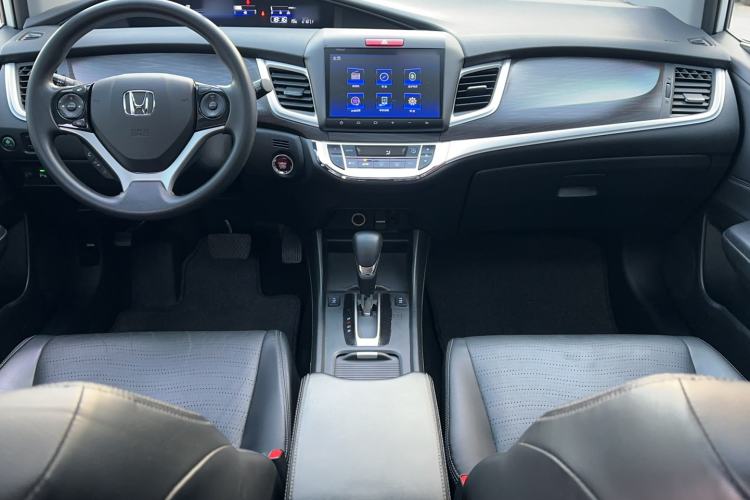 Used Honda Jade 2016 1.8L CVT Luxury Edition 5-seater Interior 3