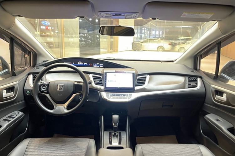 Used Honda Jade 2016 1.8L Automatic Comfort Version 5 Seats Interior 3