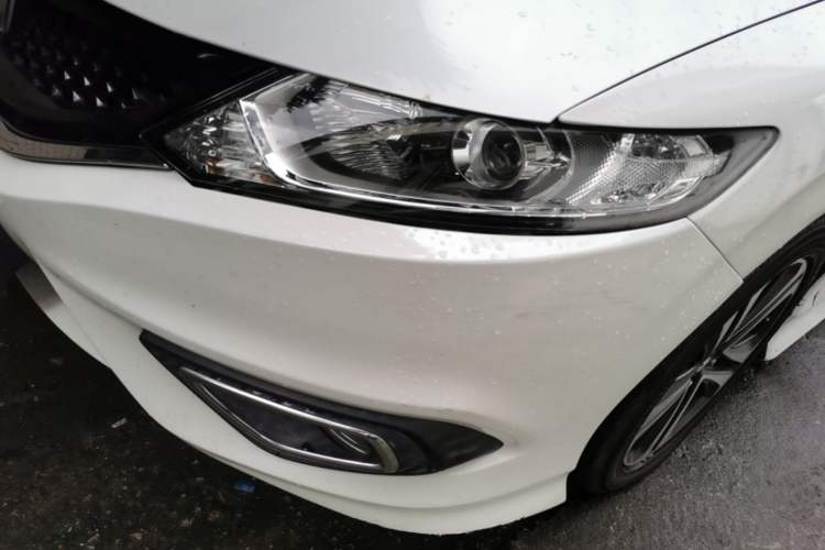 Used Honda Jade 2016 1.8L Automatic Comfort Elite Version 5 Seats Left Front Headlight