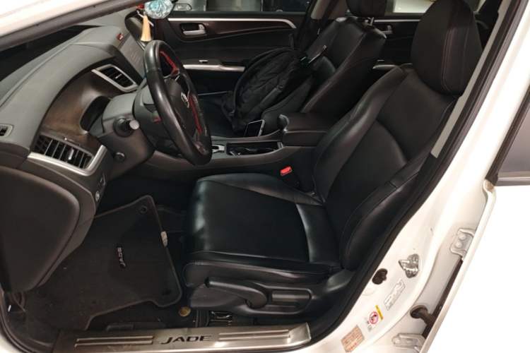 Used Honda Jade 2016 1.8L Automatic Comfort Elite Version 5 Seats Left Front Seat