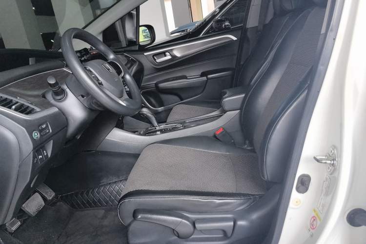Used Honda Jade 2016 1.8L Automatic Comfort Elite Version 5 Seats Left Front Seat