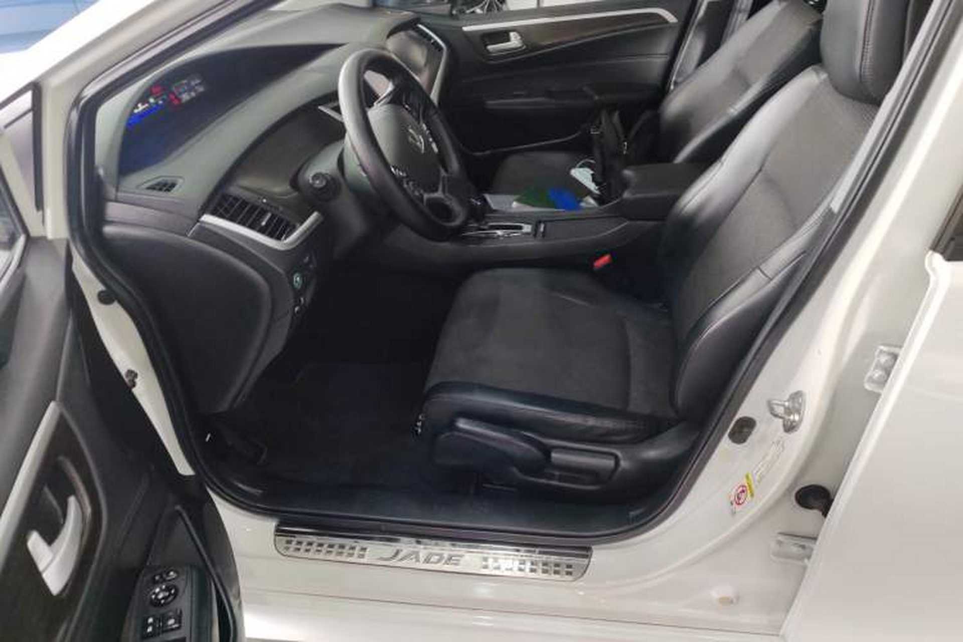 Used Honda Jade 2016 1.8L Automatic Comfort Elite Version 5 Seats Left Front Seat