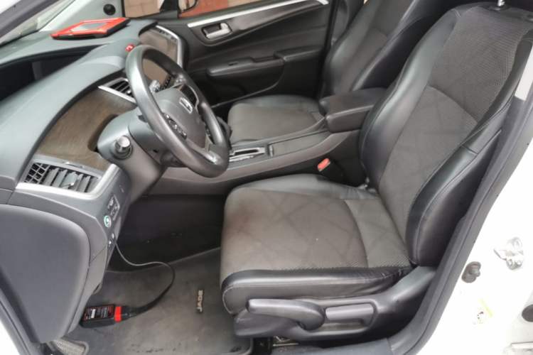 Used Honda Jade 2016 1.8L Automatic Comfort Elite Version 5 Seats Left Front Seat