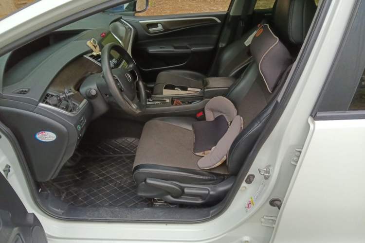 Used Honda Jade 2016 1.8L Automatic Comfort Elite Version 5 Seats Left Front Seat
