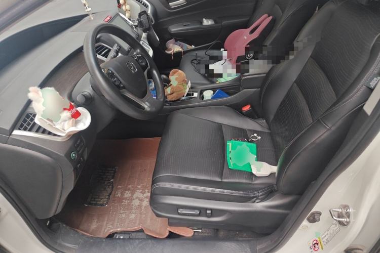 Used Honda Jade 2016 1.8L CVT Luxury Edition 5-seater Left Front Seat