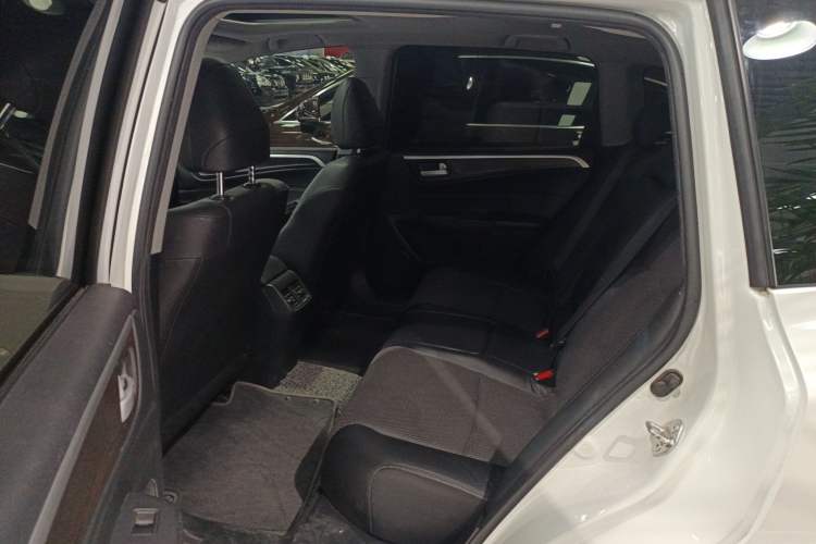 Used Honda Jade 2016 1.8L Automatic Comfort Elite Version 5 Seats Left Rear Seat