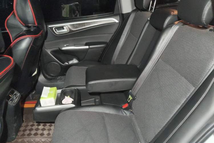 Used Honda Jade 2016 1.8L Automatic Comfort Elite Version 5 Seats Left Rear Seat