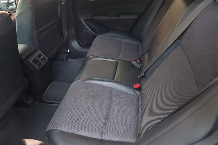 Used Honda Jade 2016 1.8L Automatic Comfort Elite Version 5 Seats Left Rear Seat