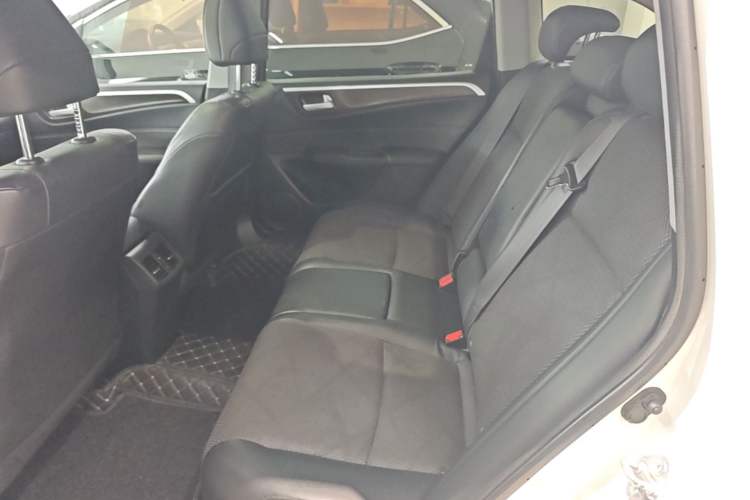 Used Honda Jade 2016 1.8L Automatic Comfort Elite Version 5 Seats Left Rear Seat