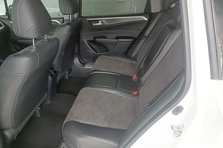 Used Honda Jade 2016 1.8L Automatic Comfort Elite Version 5 Seats Left Rear Seat