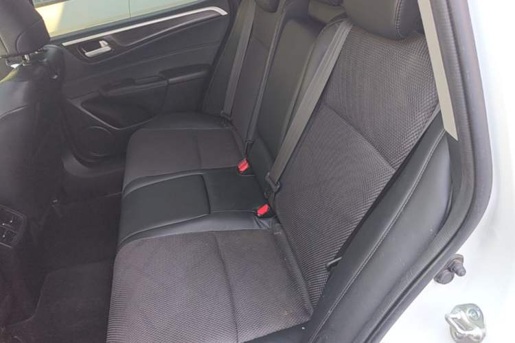 Used Honda Jade 2016 1.8L Automatic Comfort Elite Version 5 Seats Left Rear Seat