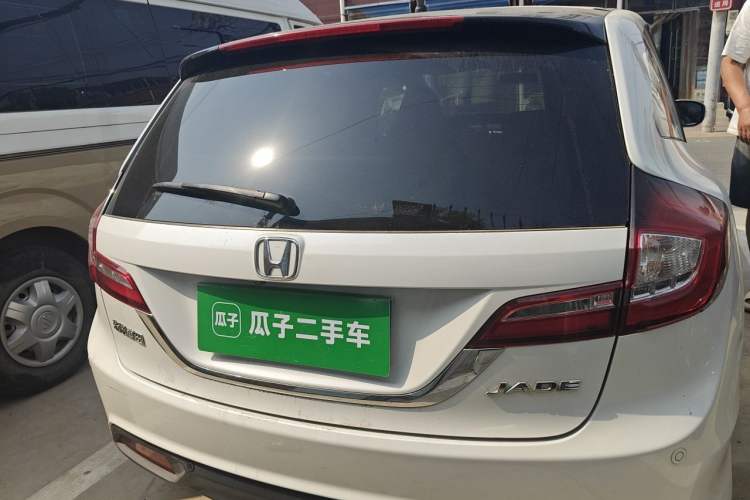 Used Honda Jade 2016 1.8L Automatic Comfort Elite Version 5 Seats Rear