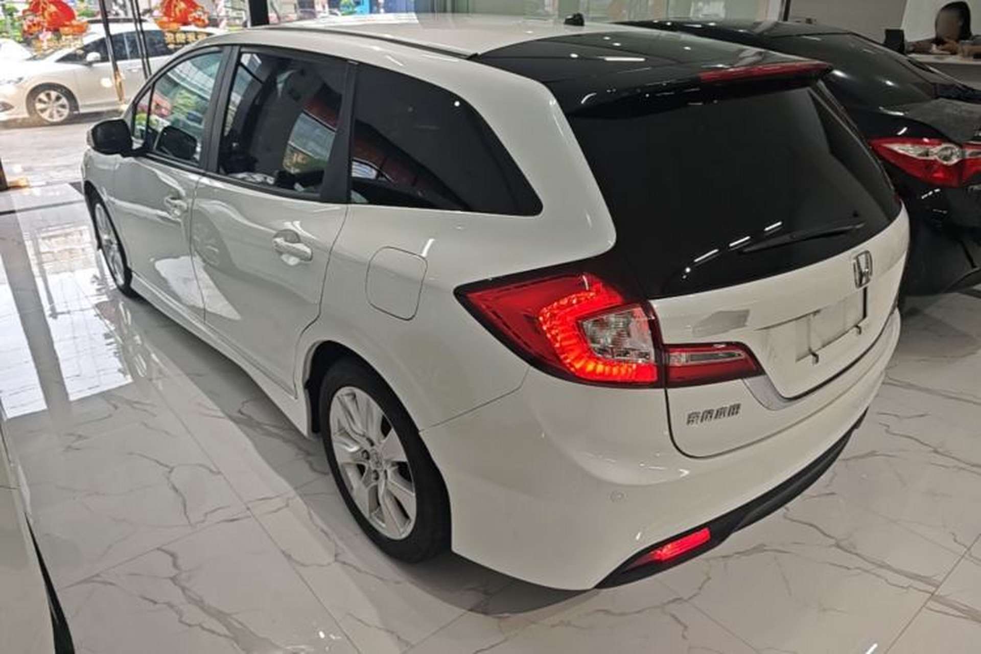 Used Honda Jade 2016 1.8L Automatic Comfort Elite Version 5 Seats Rear Left 45 Deg
