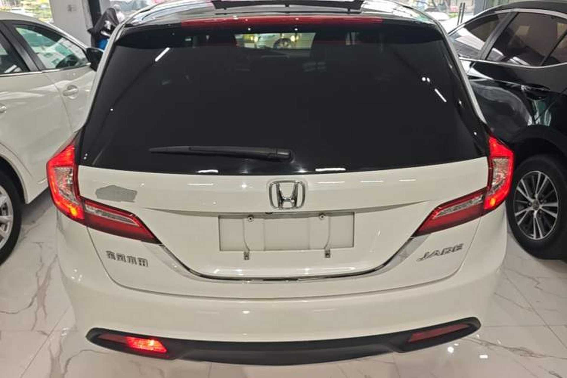 Used Honda Jade 2016 1.8L Automatic Comfort Elite Version 5 Seats Rear