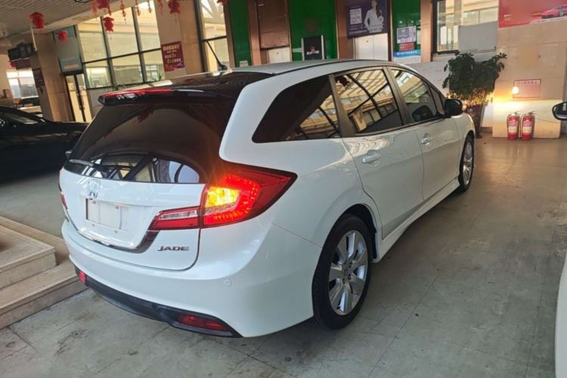 Used Honda Jade 2016 1.8L Automatic Comfort Elite Version 5 Seats Rear Right 45 Deg