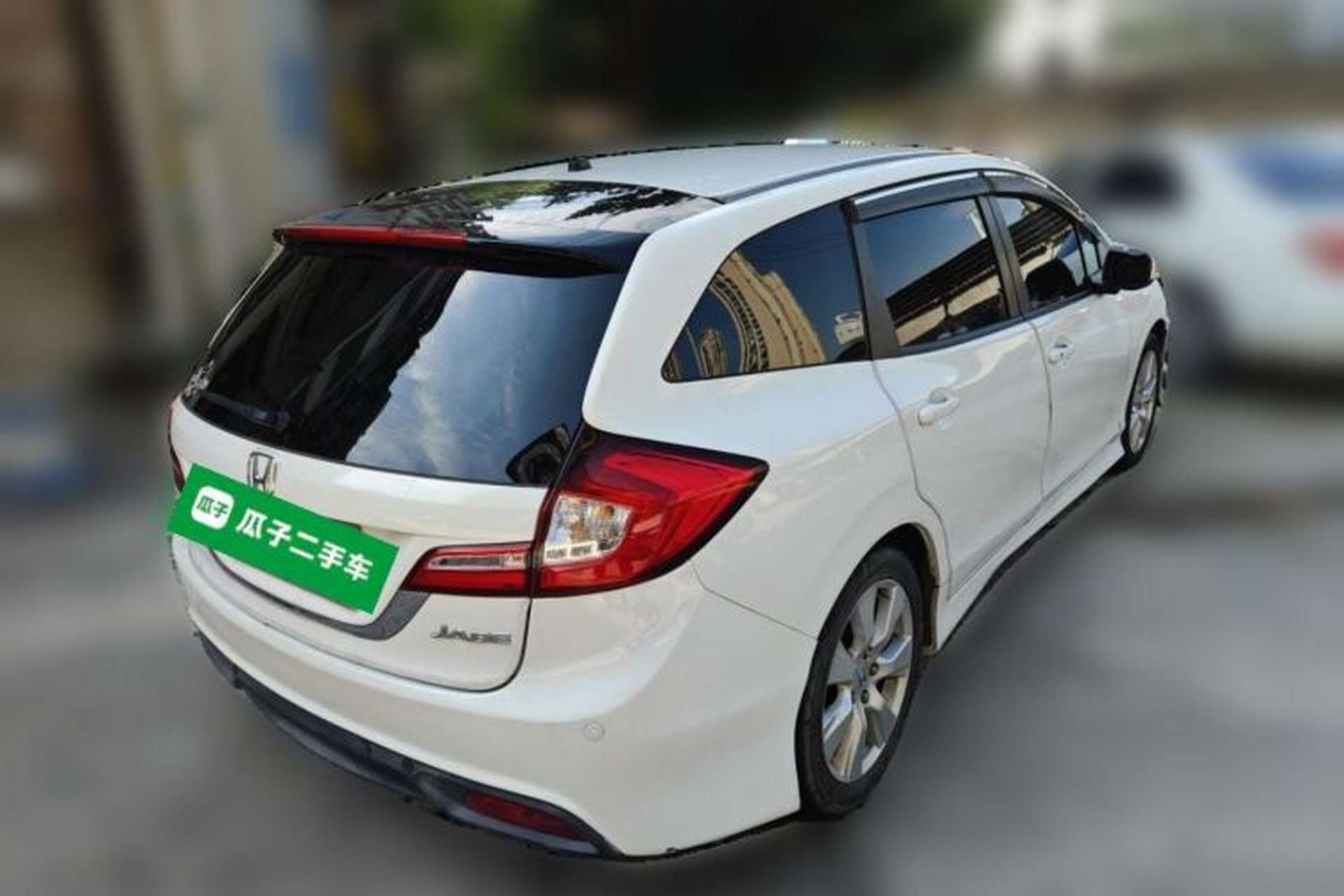 Used Honda Jade 2016 1.8L Automatic Comfort Elite Version 5 Seats Rear Right 45 Deg