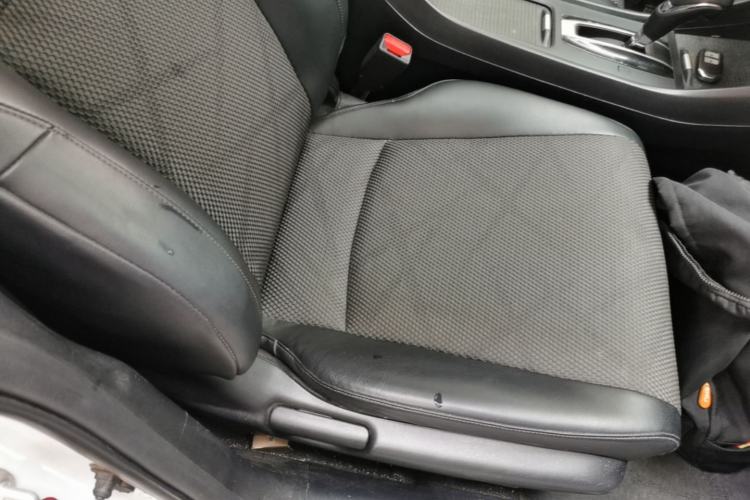 Used Honda Jade 2016 1.8L Automatic Comfort Elite Version 5 Seats Right Front Seat