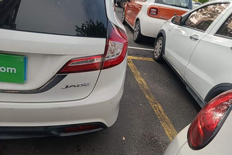 Used Honda Jade 2016 1.8L Automatic Comfort Version 5 Seats Right Rear Taillight