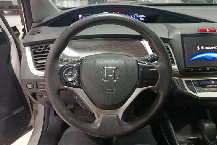 Used Honda Jade 2016 1.8L Automatic Comfort Elite Version 5 Seats Steering Wheel