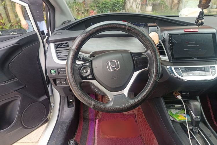 Used Honda Jade 2016 1.8L Automatic Comfort Elite Version 5 Seats Steering Wheel